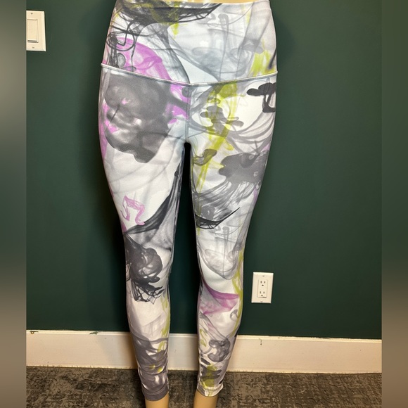 Lululemon Align Throwback Print - Picture 1 of 6